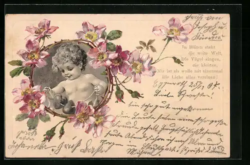 AK Kind bastelt Herzen-Girlande