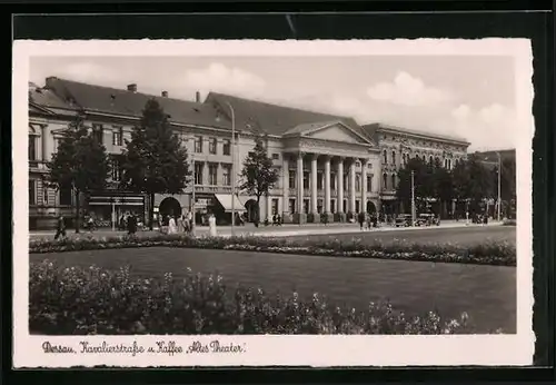 AK Dessau, Kavalierstrasse und Kaffee Altes Theater mit Grünanlage