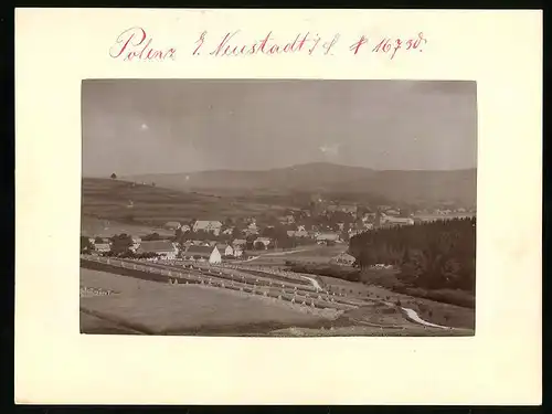 Fotografie Brück & Sohn Meissen, Ansicht Polenz, Ortschaft vom nahen Feld gesehen