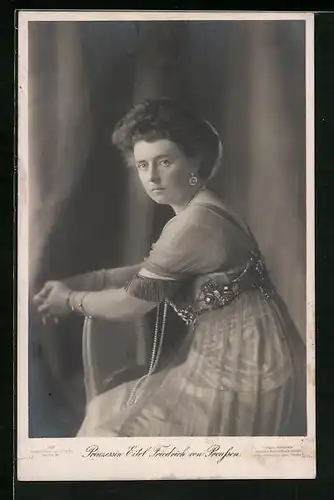 AK Prinzessin Eitel Friedrich von Preussen im hochwertigen Kleid