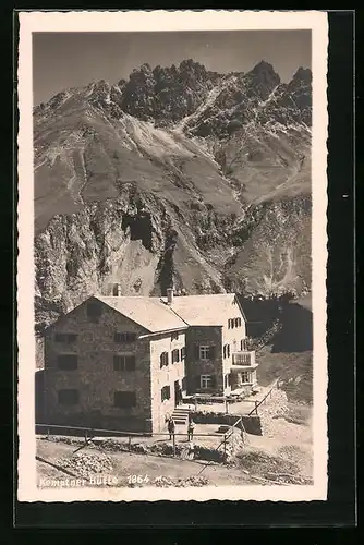 AK Kemptner Hütte gegen das Gebirge