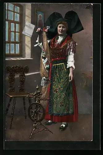 AK Elsässerin in Tracht am Spinnrad