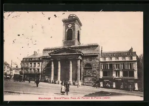 AK Maubeuge, Grand`Place, Face du Portail St-Pierre