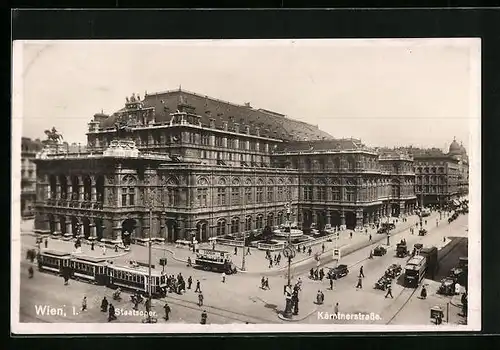 AK Wien, Staatsoper und Kärntnerstrasse aus der Vogelschau mit Strassenbahn