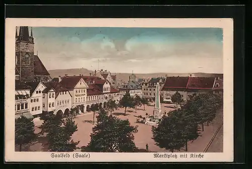 AK Saalfeld /Saale, Marktplatz mit Kirche