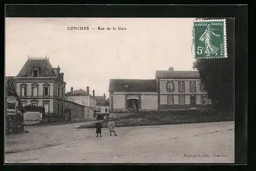 AK Conches, Rue de la Gare