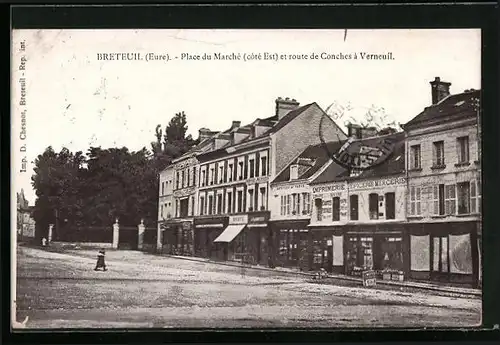 AK Breteuil-sur-Iton, Place du Marché et route de Conches à Verneuil