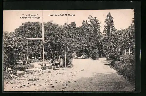 AK Lyons-la-Foret, La Licorne, Entrée du Pavillon