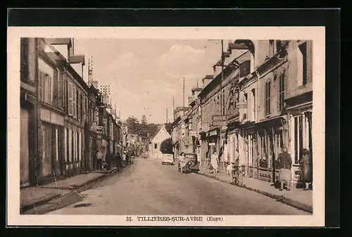 AK Tilliers-sur-Avre, Une Rue