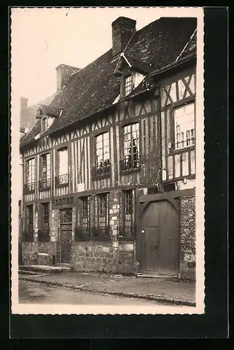 AK Lyons-la-Foret, Un Maison