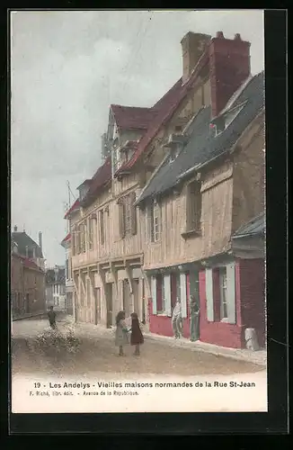 AK Les Andelys, Vieilles maisons normandes de la Rue St-Jean