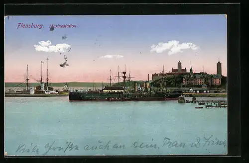 AK Flensburg, Marinestation mit Schiffen