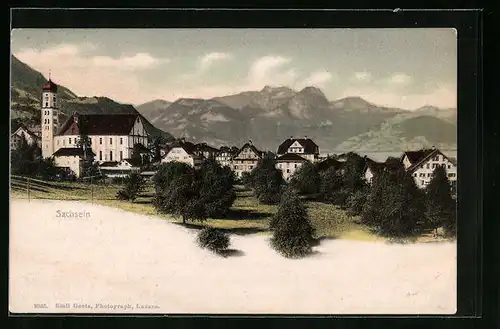 AK Sachseln, Ortsansicht mit Gebirgspanorama