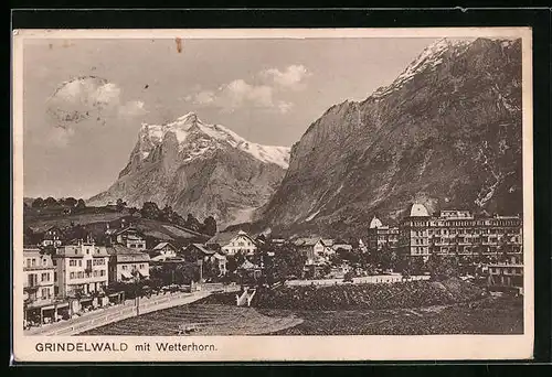 AK Grindelwald, Ortsansicht mit Wetterhorn