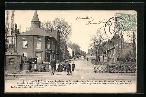 AK Hautmont, la rue Gambetta