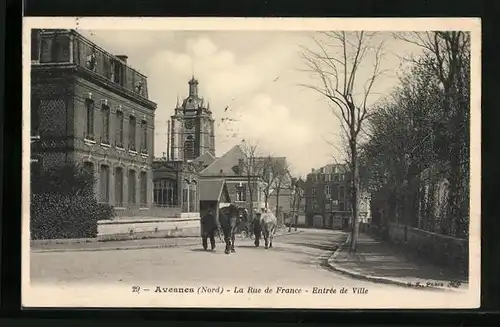 AK Avesnes, la Rue de France, Entrée de Ville