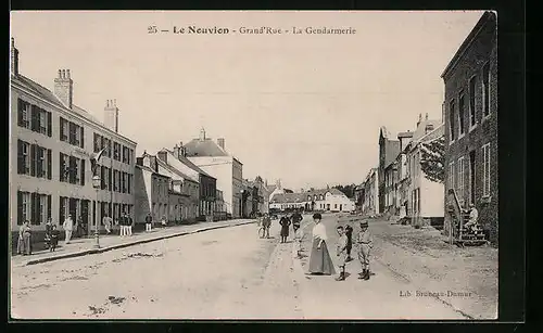 AK Le Nouvion, Grand'Rue, le Gendarmerie