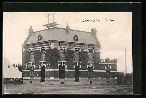 AK Loon-Plage, La Poste