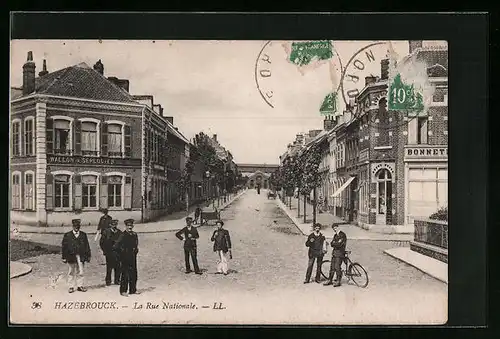 AK Hazebrouck, La Rue Nationale, Strassenpartie