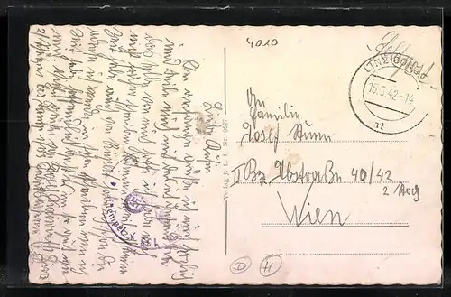 AK Linz a. d. Donau, Strassenpartie mit langer Häuserzeile