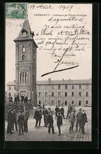 AK Crézancy, Intérieur de l`Ecole Pratique