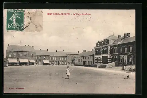 AK Ferrière-la-Grande, La Place Gambetta