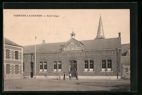 AK Ferrière-la-Grande, Ecole laique