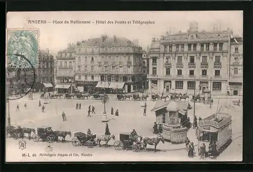 AK Angers, Place du Ralliement et Tramway, Strassenbahn