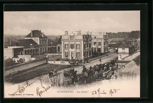 AK Le Neubourg, Les Ecoles