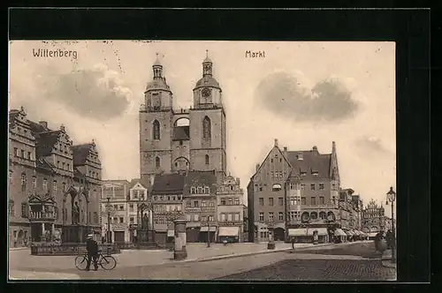 AK Wittenberg, Markt mit Kirche und Geschäften