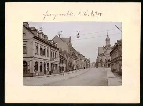 Fotografie Brück & Sohn Meissen, Ansicht Geringswalde i. Sa., Kolonialwarenladen Arthur Kleiner am Markt