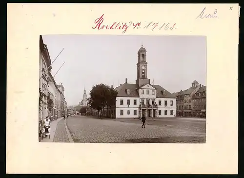Fotografie Brück & Sohn Meissen, Ansicht Rochlitz, Marktplatz mit Rathaus & Rathskeller