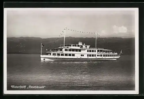 AK Motorschiff Deutschland in Flaggengala auf dem Bodensee