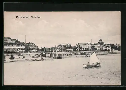 AK Niendorf, Strandpartie mit Segelboot