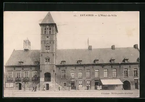 AK Estaires, L`Hôtel-de-Ville