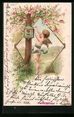 AK Engel wirft Brief in Briefkasten