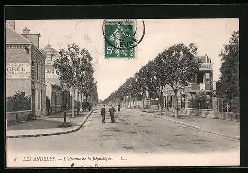 AK Les Andelys, L`Avenue de la Republique