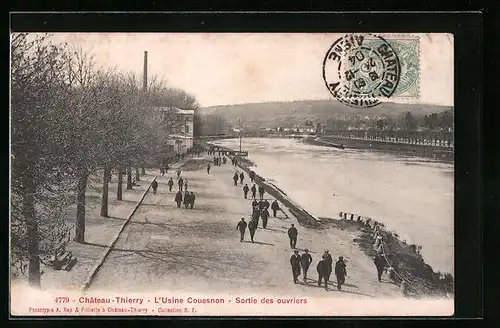 AK Chateau-Thierry, L`Usine Couesnon, Sortie des ouvriers