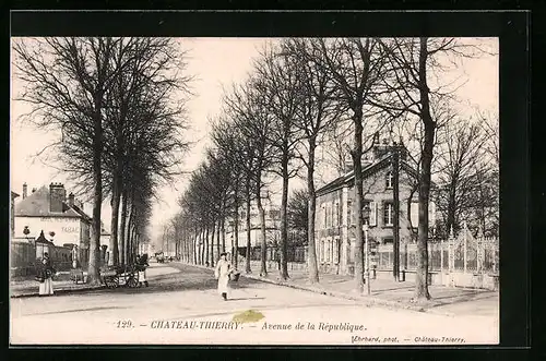 AK Chateau-Thierry, Avenue de la République