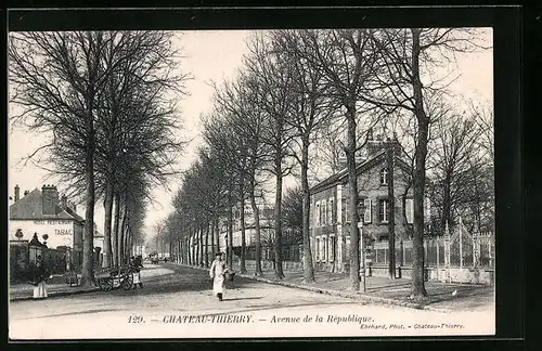 AK Chateau-Thierry, Avenue de la République
