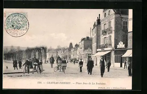 AK Chateau-Thierry, Place Jean de La Fontaine
