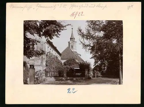 Fotografie Brück & Sohn Meissen, Ansicht Schmannewitz, Pfarrhaus und Kirche