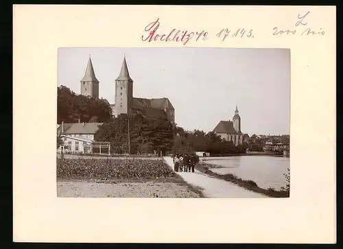 Fotografie Brück & Sohn Meissen, Ansicht Rochlitz, Schloss & Petrikirche, Uferpartie an der Mulde