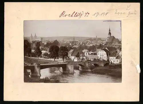 Fotografie Brück & Sohn Meissen, Ansicht Rochlitz, Muldebrücke mit Blick in die Stadt