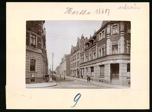 Fotografie Brück & Sohn Meissen, Ansicht Hartha i. Sa., Moltkestrasse mit Restaurant Reichspost Inh. Max Berthold