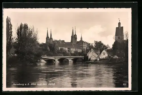 AK Merseburg a. S., Blick nach dem Schoss mit Brücke