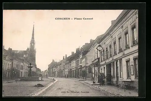 AK Conches, Place Carnot avec l`Eglise