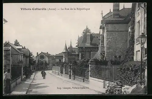 AK Villers-Cotterets, La Rue de la Republique