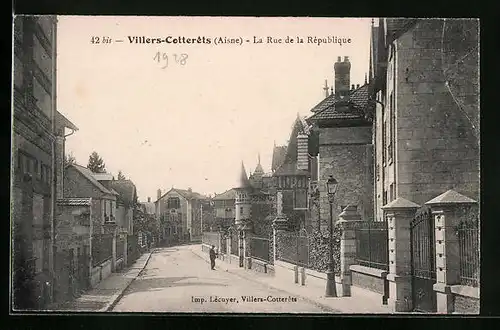 AK Villers-Cotterets, La Rue de la Republique