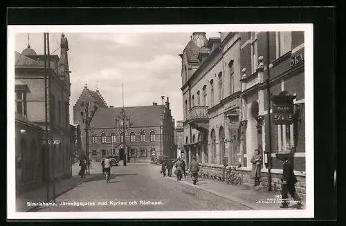 AK Simrishamn, Järnvägsgatan med Kyrkan och Radhuset